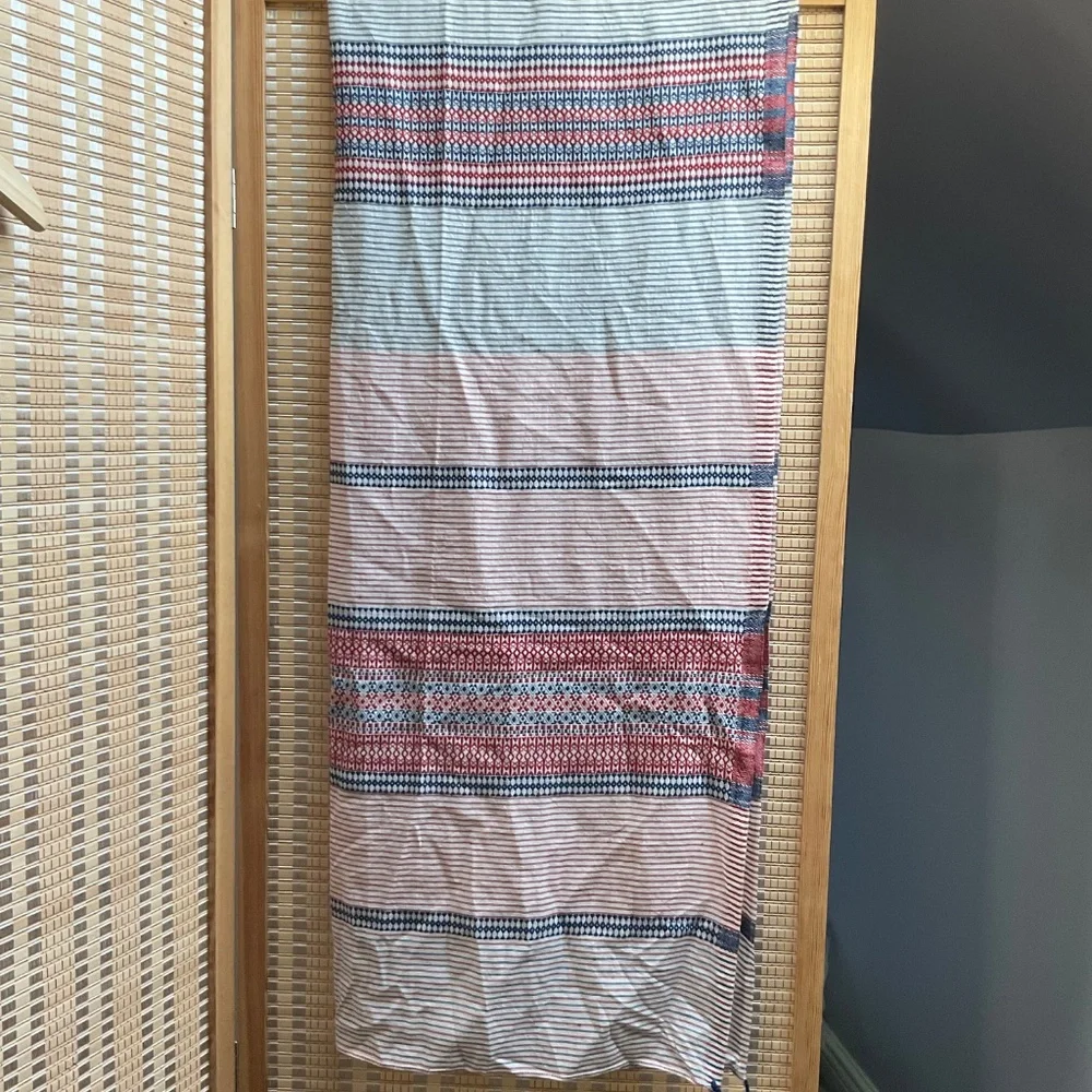 Stella & Dot Destination Scarf Indigo/Red Jacquard w/ Tassels